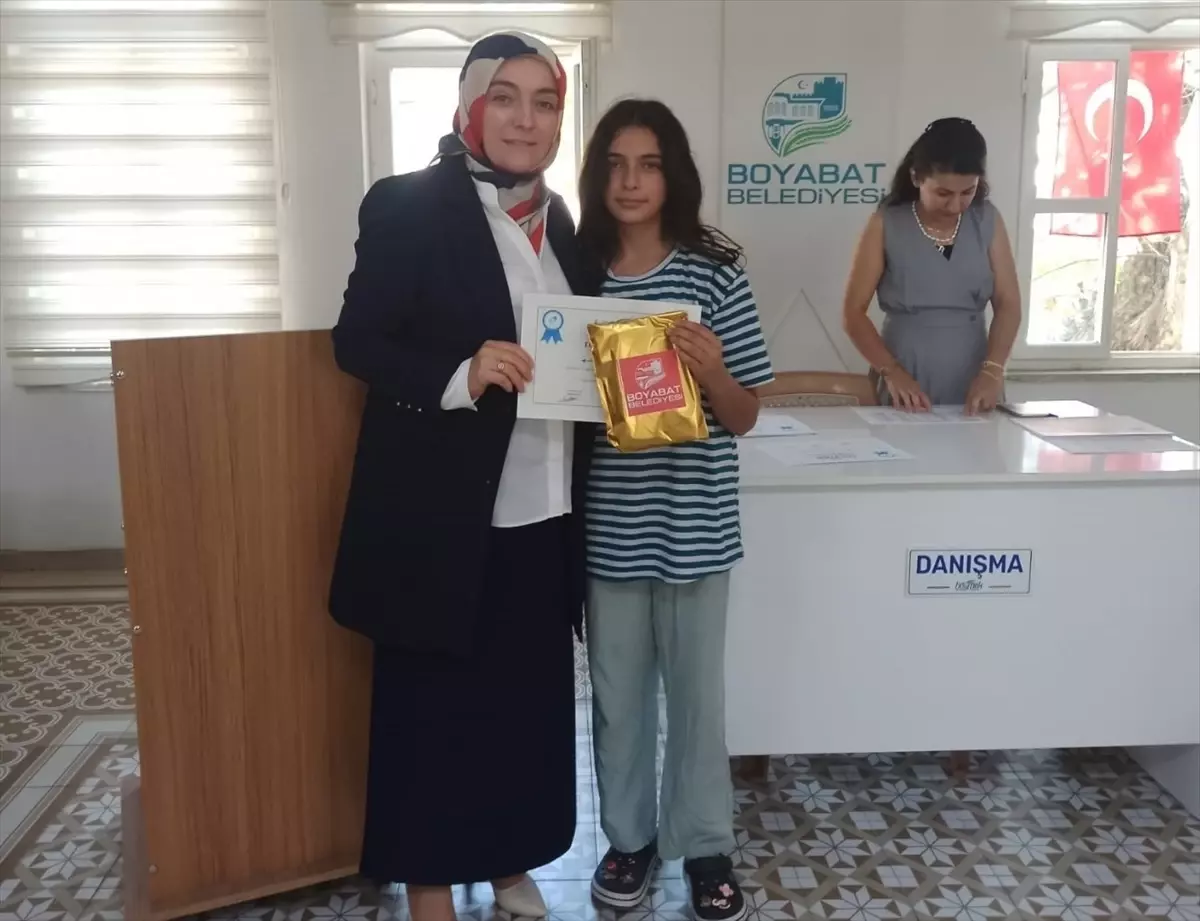 Boyabat’ta İngilizce Yaz Kursu Başarıyla Tamamlandı