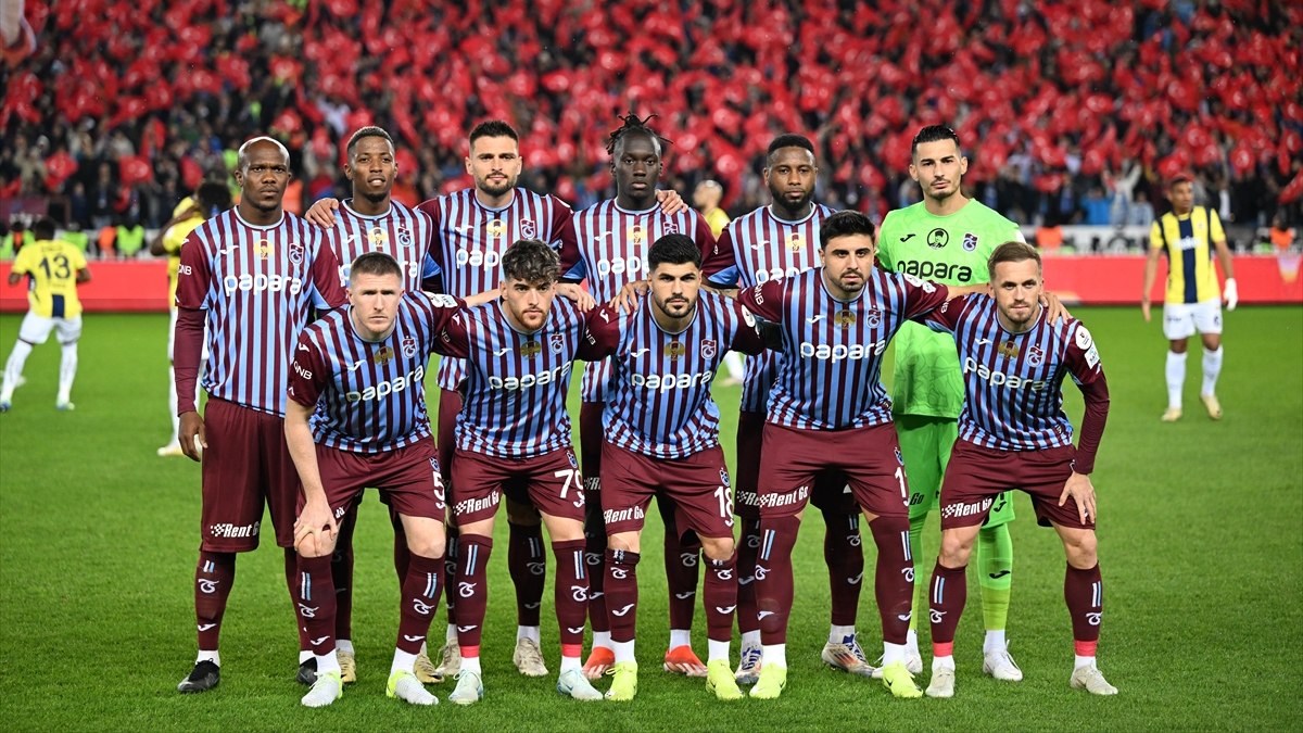 Trabzonspor, 4 futbolcusunu kadro dışı bıraktı