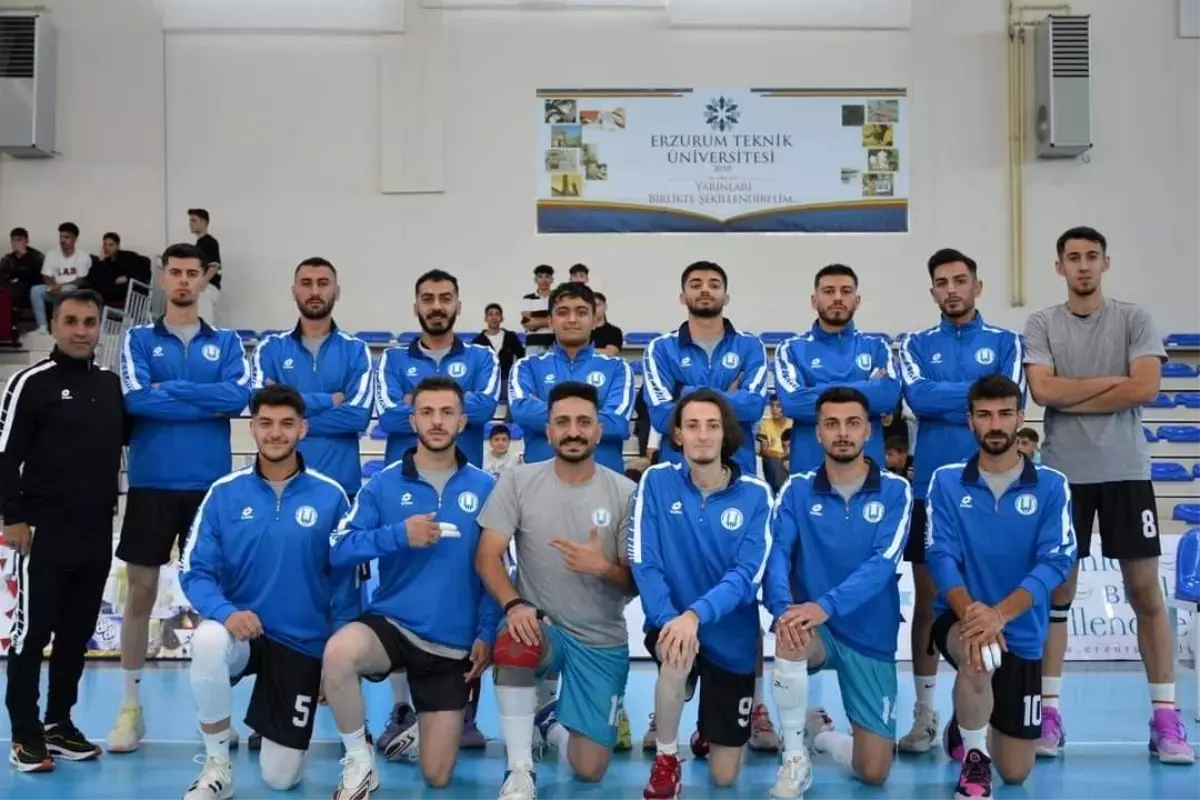 Erzurum Gençlik Spor Voleybol Kulübü, Mardin Midyat Spor’u 3-1 ile Geçti